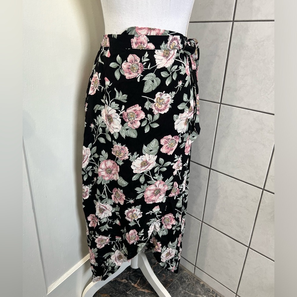 Xhilaration Wrap Skirt